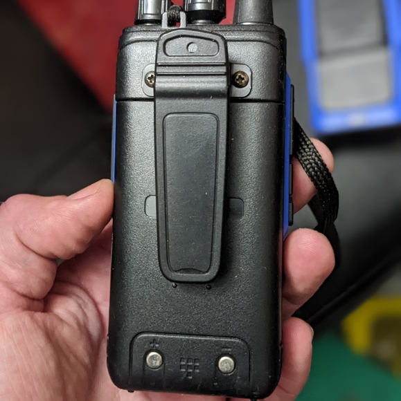 Arcshell AR-6 blue pair walkie talkies w/charging cord - Picture 5 of 9